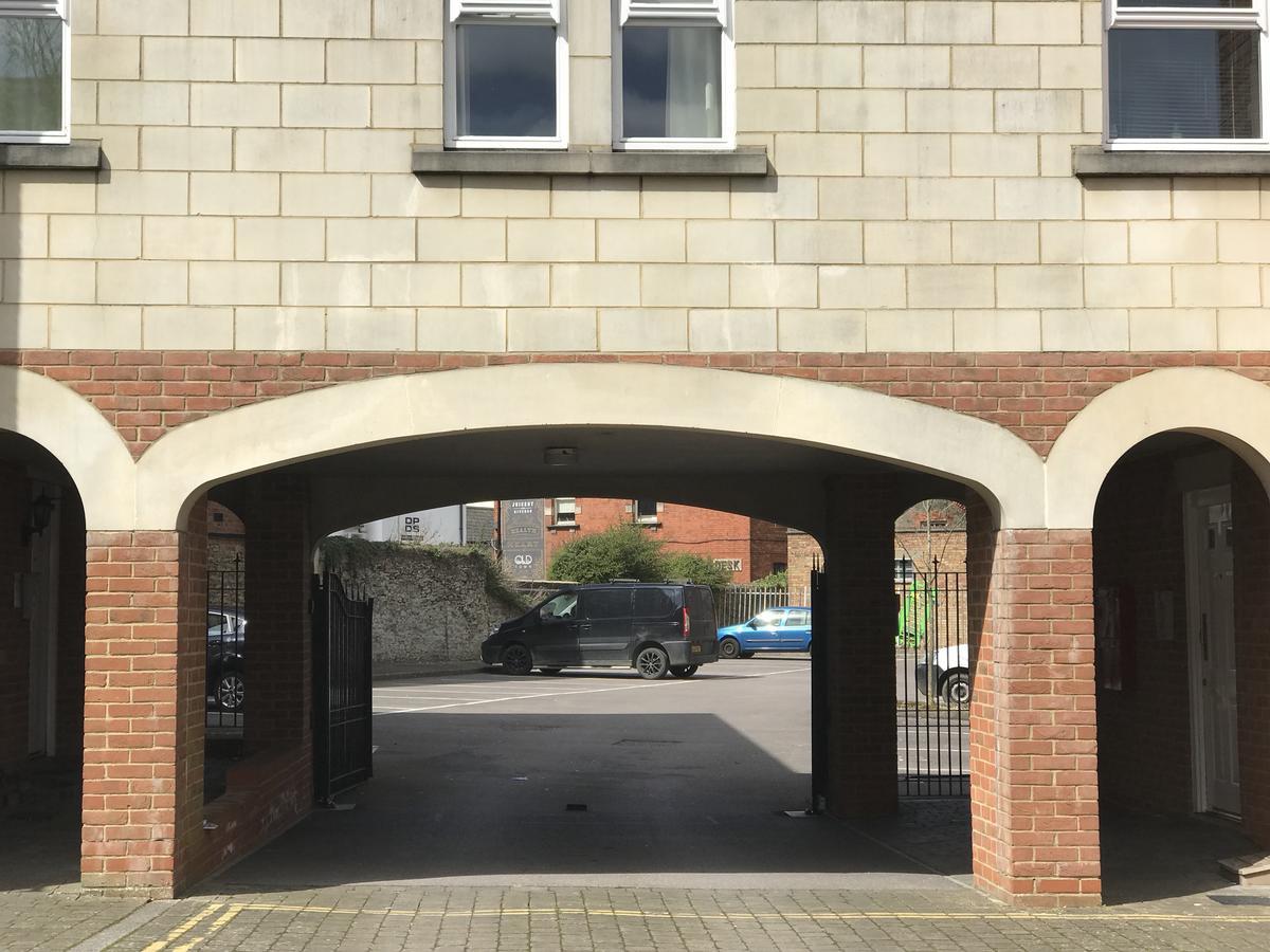 Godwin Court 21 Lägenhet Swindon Exteriör bild