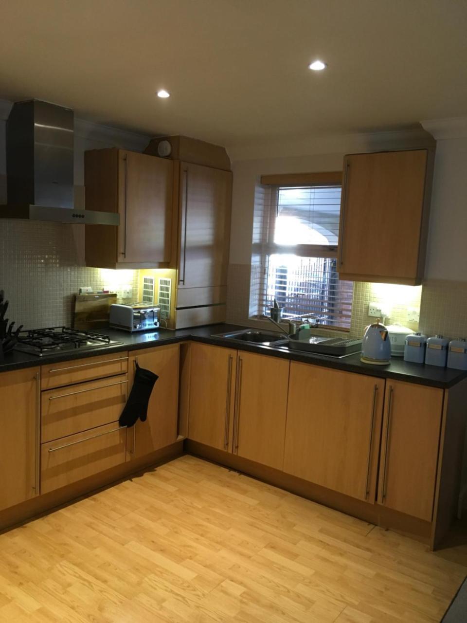 Godwin Court 21 Lägenhet Swindon Exteriör bild