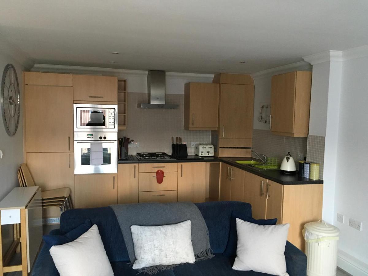 Godwin Court 21 Lägenhet Swindon Exteriör bild